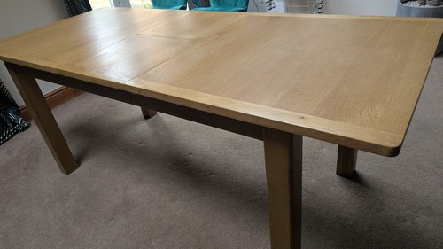 Oak extendable dining table - extendable,